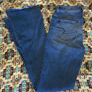 American Eagle High Rise Flare 6XL